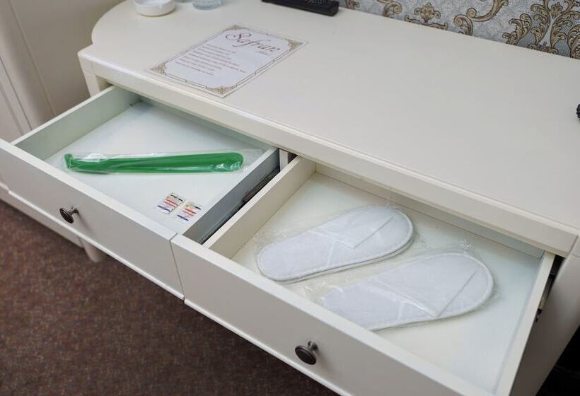 اتاق استاندارد, Safran