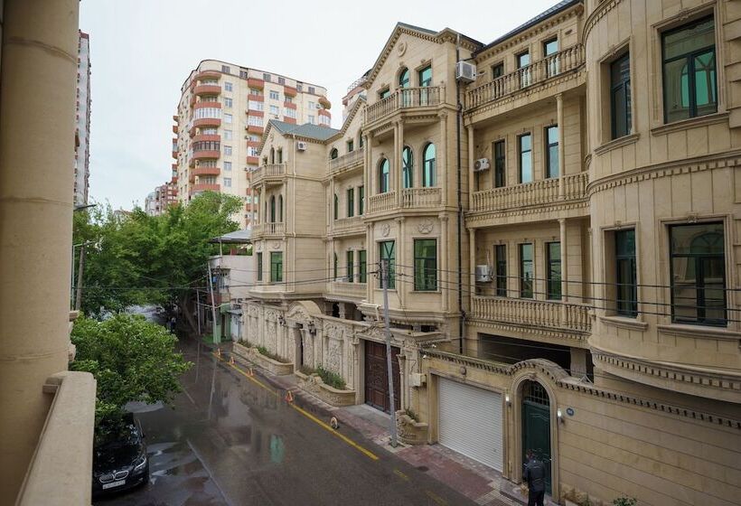 اتاق لوکس, Safran