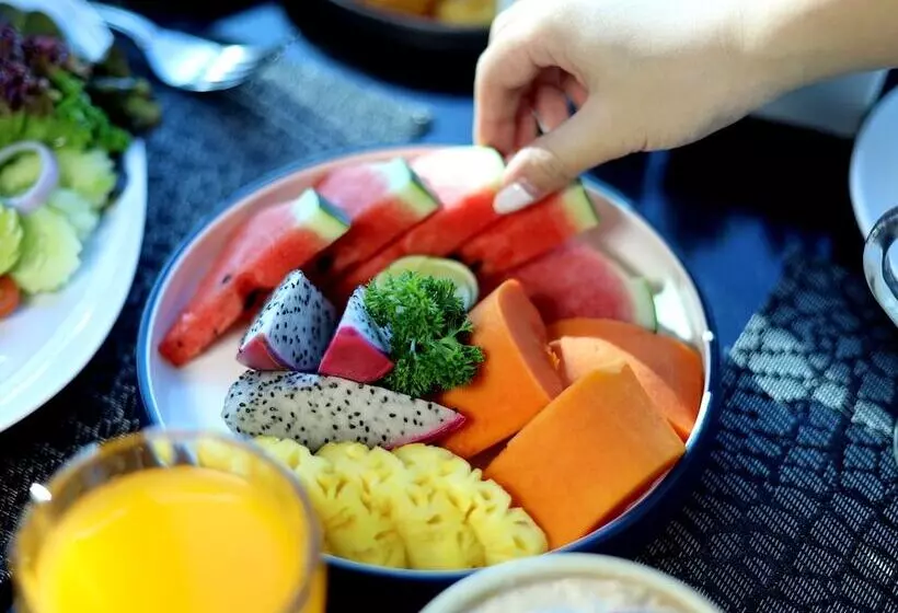 اتاق اجرایی, The Continent Hotel Sukhumvit Asok Bts Bangkok