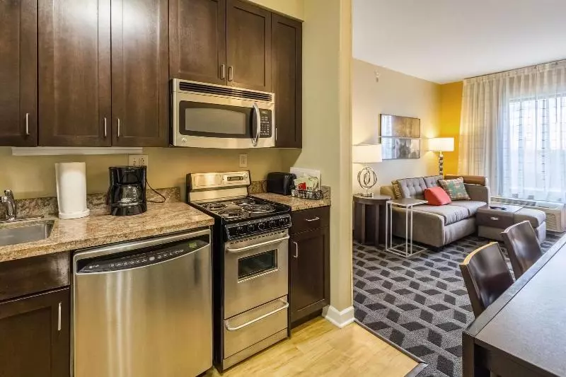 キングサイドベッドのスタンダードワンルーム, Towneplace Suites Dayton North
