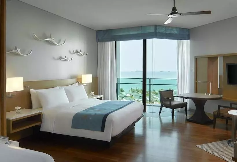 オーシャンビューのプレミアムルーム。, Rayong Marriott Resort & Spa