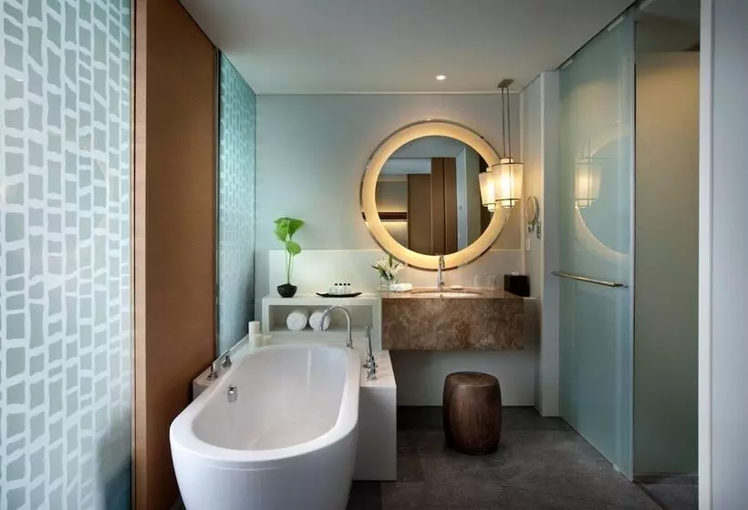 海の見えるダブルベッドスタンダードルーム, Rayong Marriott Resort & Spa