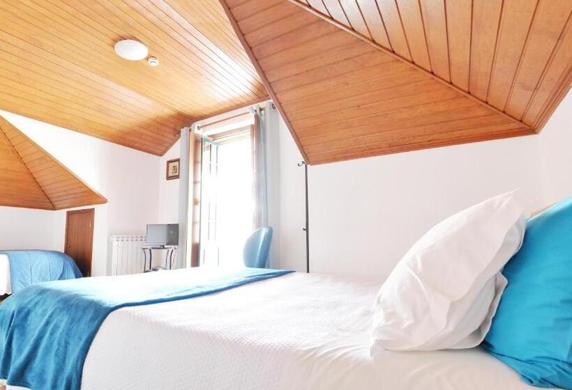 اتاق استاندارد سه نفره, Hospedaria Pielas