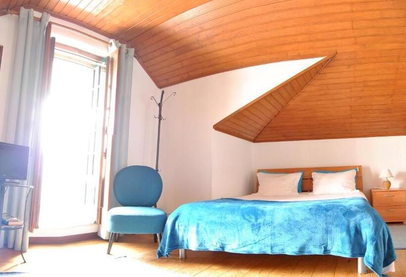 اتاق استاندارد سه نفره, Hospedaria Pielas