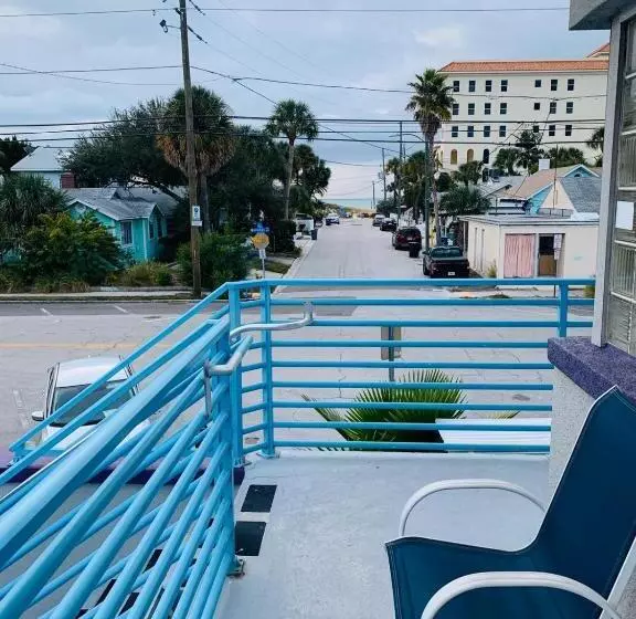 ２ベッドルームアパートメント, Royal North Beach