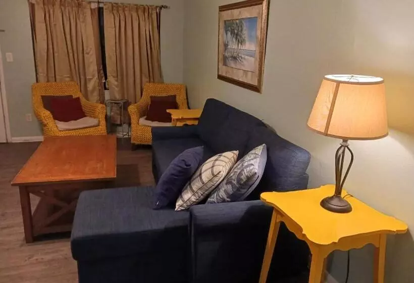１ベッドルームアパートメント, Royal North Beach