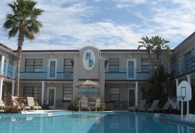 شقة غرفتين, Royal North Beach