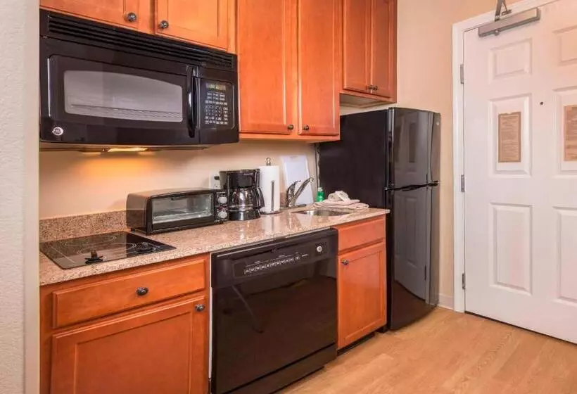 キングサイドベッドのスタンダードワンルーム, Towneplace Suites By Marriott Clinton At Joint Base Andrews