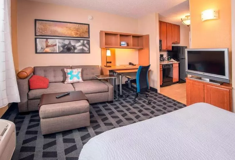 スタンダードスタジオ, Towneplace Suites By Marriott Clinton At Joint Base Andrews