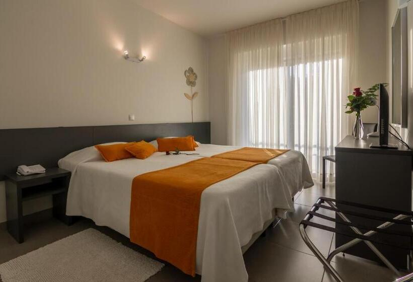 غرفة قياسية, Boutique & Villas Boliqueime