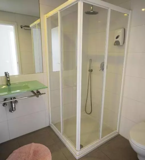 اتاق استاندارد چهار تخته, Boutique & Villas Boliqueime