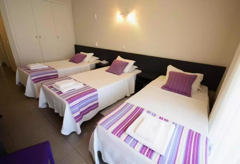 اتاق استاندارد چهار تخته, Boutique & Villas Boliqueime