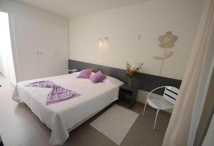 غرفة قياسية, Boutique & Villas Boliqueime