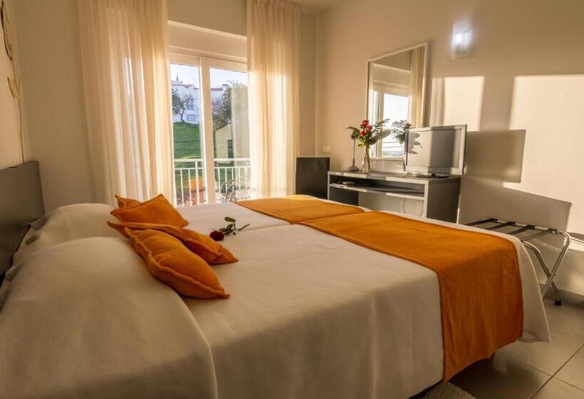 غرفة قياسية, Boutique & Villas Boliqueime