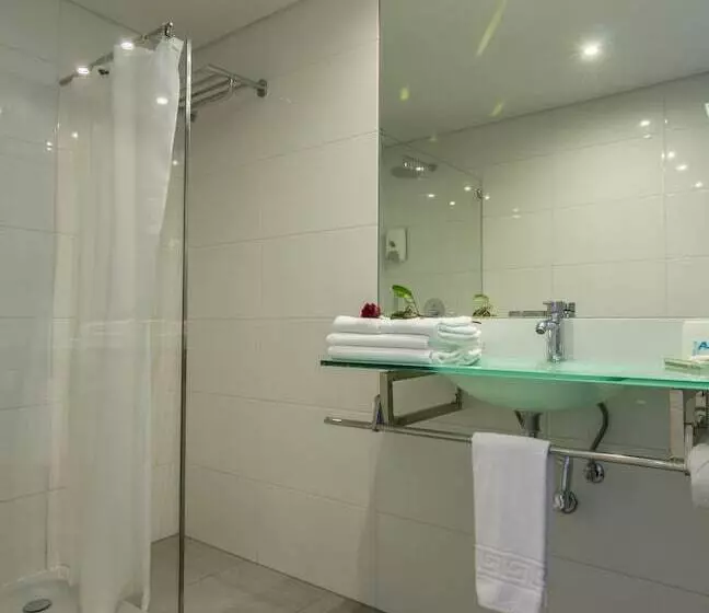 اتاق استاندارد یک نفره, Boutique & Villas Boliqueime