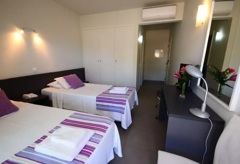 اتاق استاندارد یک نفره, Boutique & Villas Boliqueime