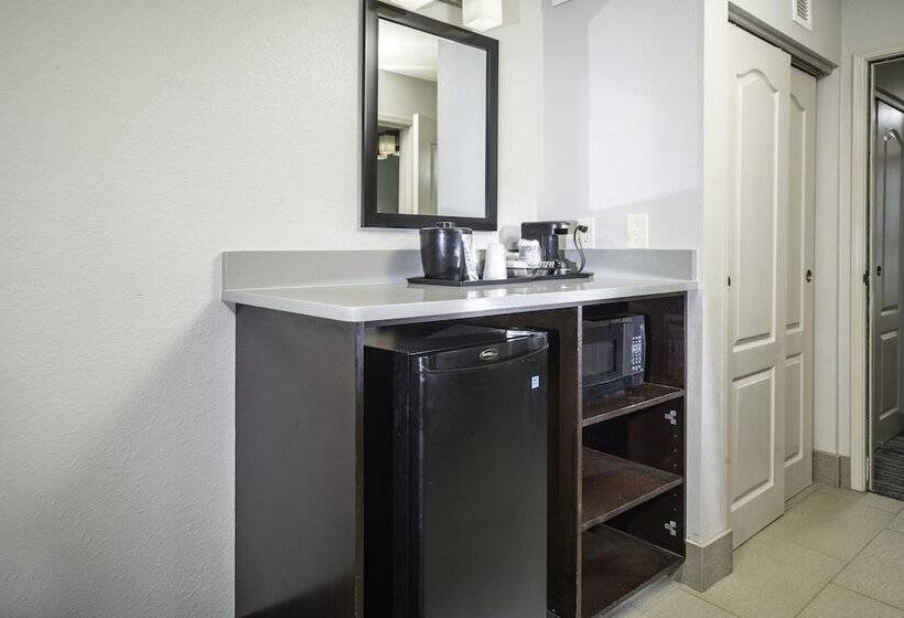 스위트, Country Inn & Suites By Radisson, Rocky Mount, Nc
