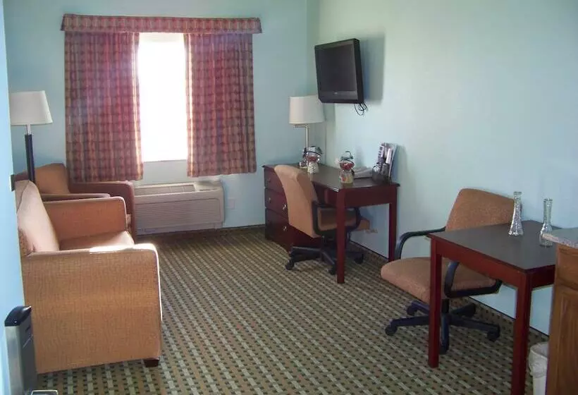 スイート, Days Inn & Suites By Wyndham Columbus Ne