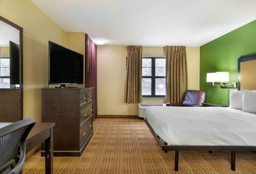 Студия Стандарт, Suburban Studios Columbus Bradley Park