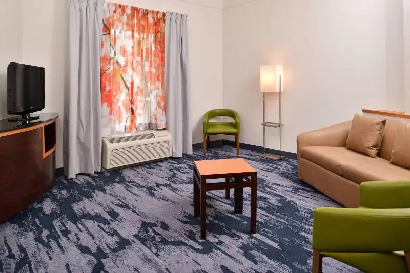 キングサイドベッドのスタンダードワンルーム, Fairfield Inn And Suites By Marriott Birmingham Pelham/i 65
