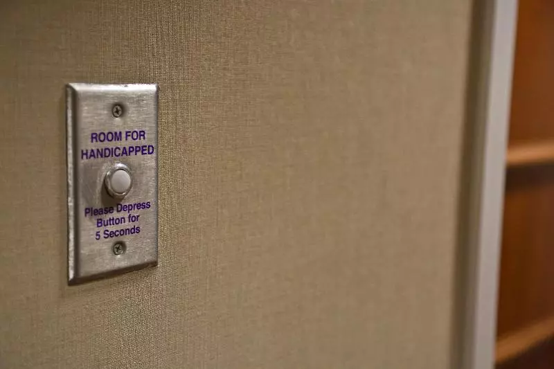 キングサイドベッドのスタンダードワンルーム, Hampton Inn & Suites Jennings