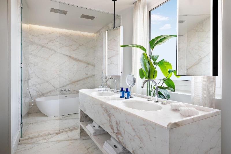 غرفة بريميوم, Hampton Inn & Suites Jennings