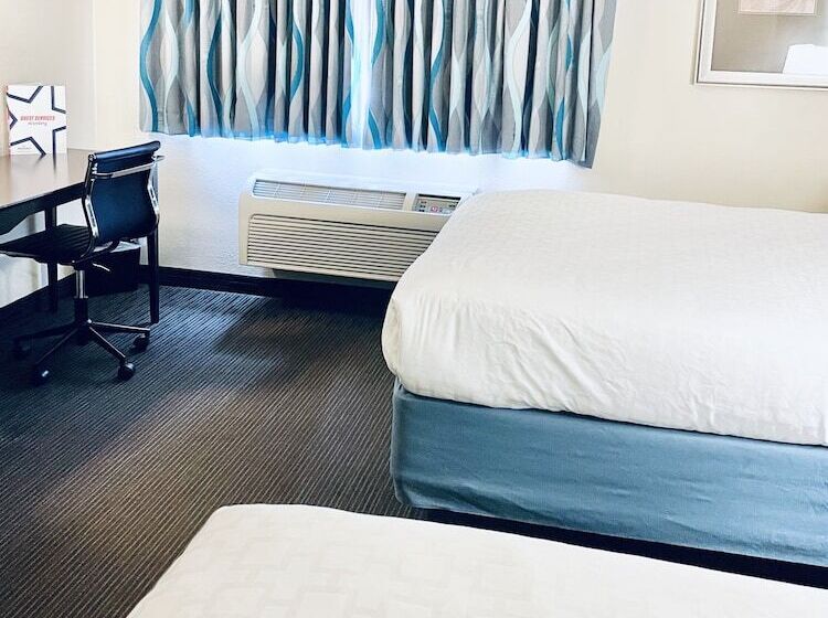 Номер Deluxe, Americinn By Wyndham Green Bay East