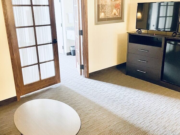 جناح ديلوكس سرير كينج, Americinn By Wyndham Green Bay East