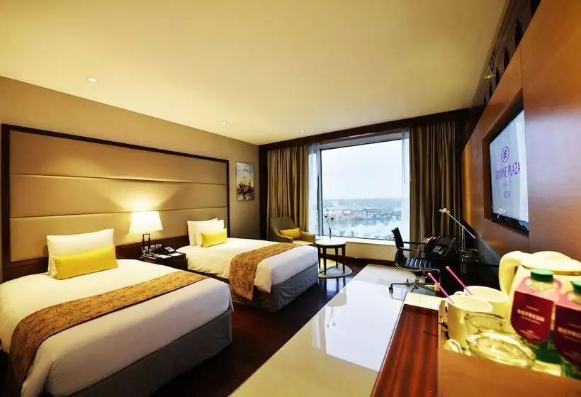 プレミアムルーム, Crowne Plaza Kochi, An Ihg