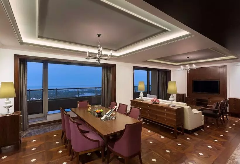 プレジデントスイートルーム, Crowne Plaza Kochi, An Ihg