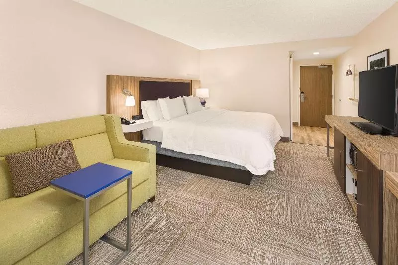 キングサイズベッドのスタンダードルーム, Holiday Inn Express & Suites Clear Spring, An Ihg