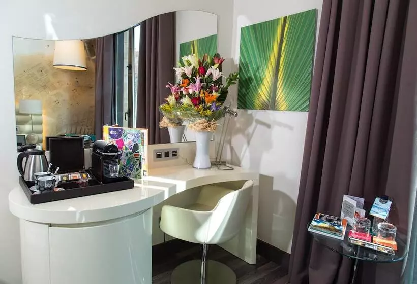 Premium Room City View, Indigo Barcelona Plaza Catalunya 4sup, An Ihg