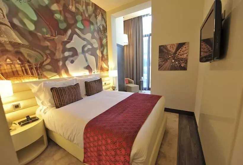 سوییت با چشمانداز استخر, Indigo Barcelona Plaza Catalunya 4sup, An Ihg