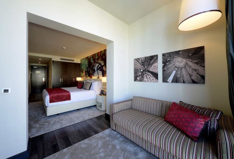 Люкс Вид на Бассейн, Indigo Barcelona   Plaza Catalunya 4sup, An Ihg