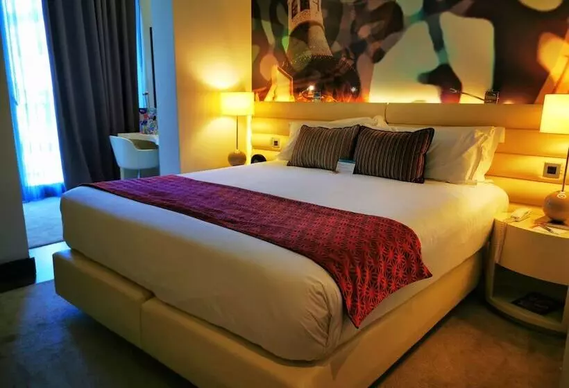 سوییت با چشمانداز استخر, Indigo Barcelona Plaza Catalunya 4sup, An Ihg