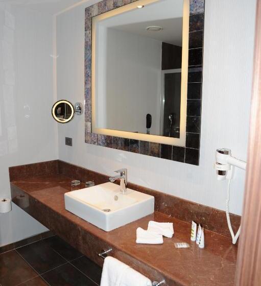 Junior Suite, Mercure Istanbul Altunizade