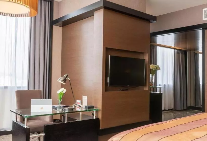 اتاق اجرایی, New World Suites