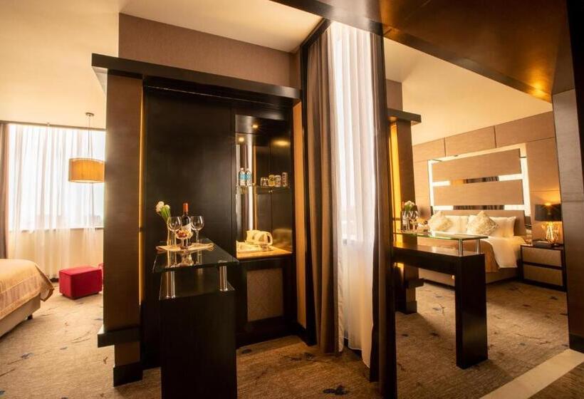 이그제큐티브 룸, New World Suites