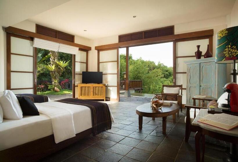 Люкс с Бассейном, Novus Giri Resort & Spa
