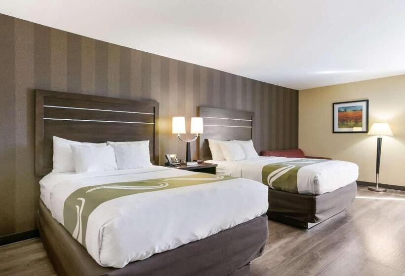 带2个双人床的标准工作室, Quality Inn & Suites Bel Air I 95 Exit 77a