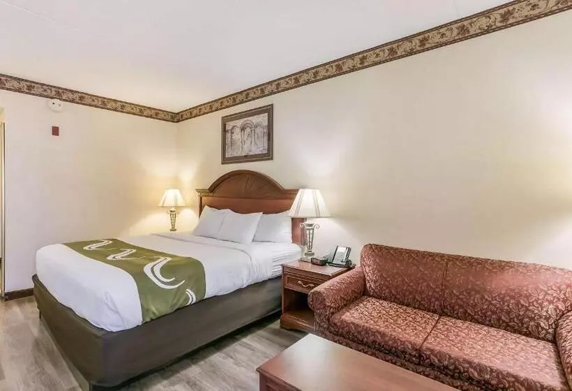 キングサイズベッドのスタンダードルーム, Quality Inn & Suites Bel Air I 95 Exit 77a