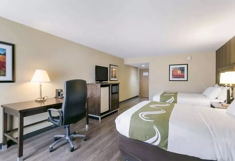 2ダブルベッドのスタンダードルーム, Quality Inn & Suites Bel Air I 95 Exit 77a