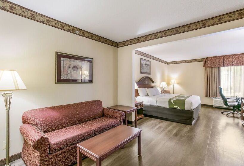 Люкс с гидромассажем, Quality Inn & Suites Bel Air I 95 Exit 77a