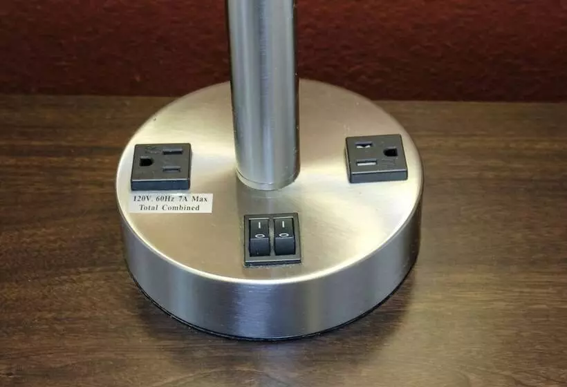 障害者適応デラックスルーム, Red Roof Inn & Suites Lake Charles