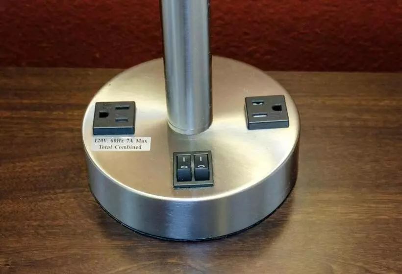 キングサイズベッドのデラックスルーム, Red Roof Inn & Suites Lake Charles