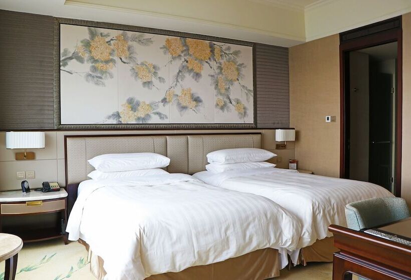 디럭스 룸 호수 전망, Shangrila Yangzhou