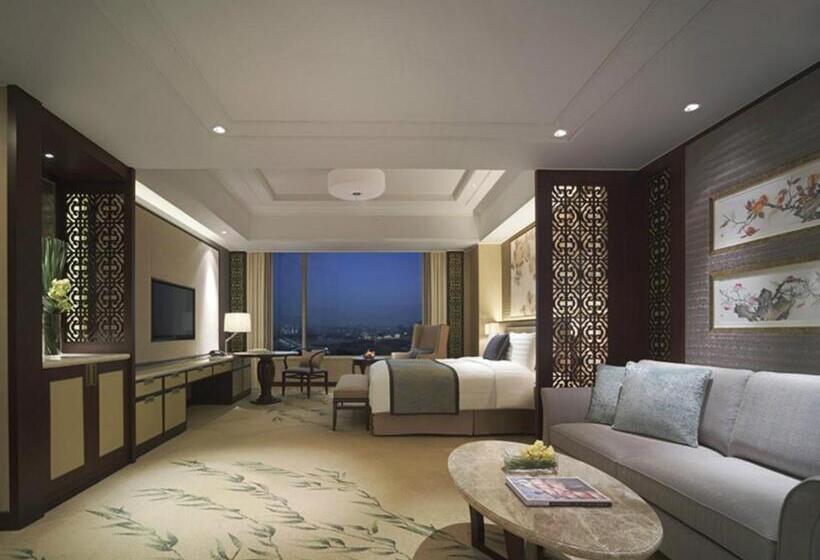 Клубный номер с видом на озеро, Shangrila Yangzhou