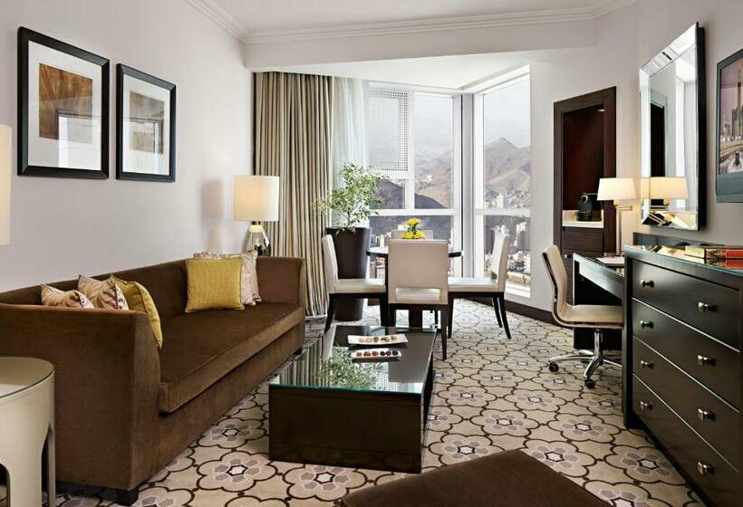 Junior Suite Vue Ville, Swissotel Makkah