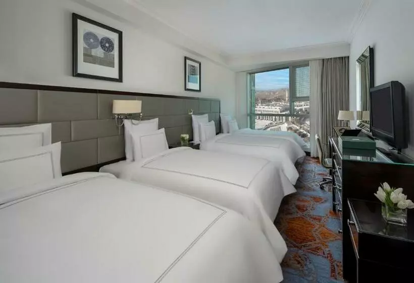 スタンダード４人部屋, Swissotel Makkah
