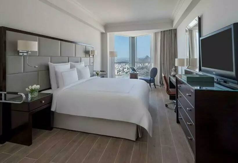 キングサイズベッドのクラシックルーム, Swissotel Makkah
